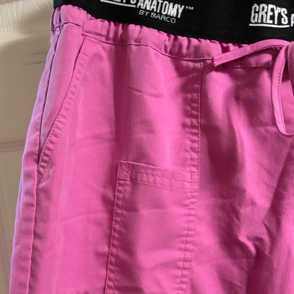 Grey's Anatomy Vibrant Pink Lounge Pants - Picture 7 of 11